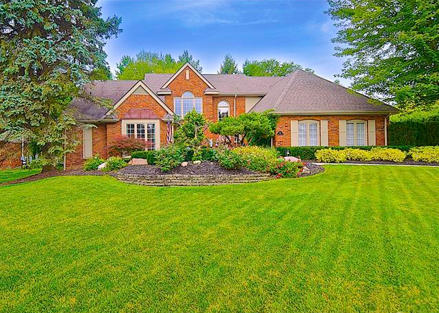 Grosse Pines Rochester Hills
